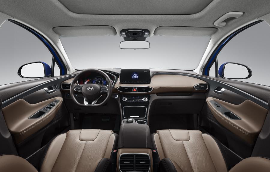 Торпедо Hyundai Santa Fe (TM) 2019 года  (CN) (фото 13 из 20)